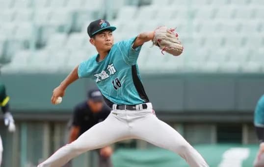 西武が台湾154キロ右腕王宇傑にオファー！来年の再交渉に前向き発言も