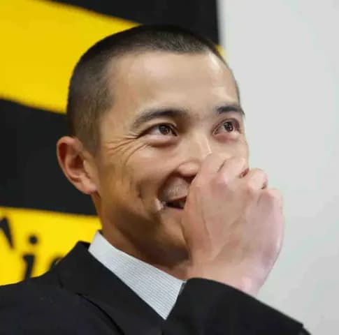 阪神・熊谷　来季も丸刈り＆無失策継続へ　オフは広島・菊池に弟子入り　１１００万増３０００万円でサイン