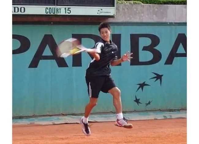 【画像】イチロー、錦織圭にちょこっとテニスを教わっただけで完璧なフォームにｗｗｗｗｗｗｗ