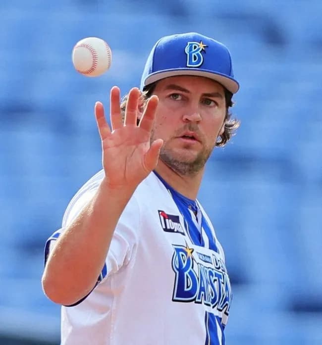 バウアーが今季限りでDeNA退団　ジャクソン、ケイはオファー出すも大リーグ復帰優先か　ウィックも退団