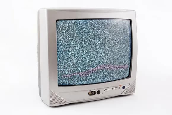 【悲報】ワイ、さらなるゲーム環境のためにブラウン管テレビを購入したものの・・・・