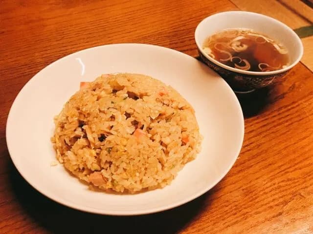 炒飯についてくる謎のスープ←これ
