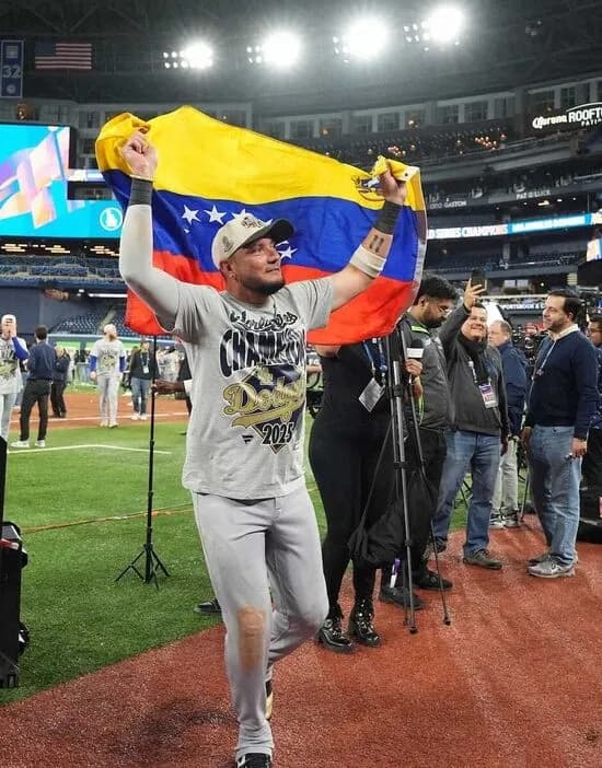 【MLB】ドジャース・ロハス　来季限りでの現役引退を表明　単年契約で再契約「ただ一つの目標、3連覇へ戻ってきます」