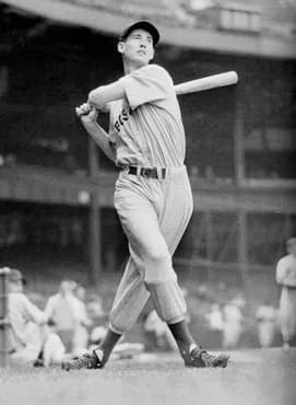 テッド・ウィリアムズ（MLB）「娘よ、生き返りたいから俺が死んだら冷凍保存してくれ」死んだ結果→