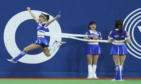 【野球】球場のお客さんは『プロ野球』を観に来ていない？  「チアリーダーなど野球以外のイベント」に熱心な球団関係者を残念に思う