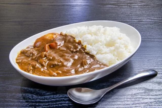 カレーとか肉じゃがとか牛肉で作ったらめちゃくちゃ美味かったんやが