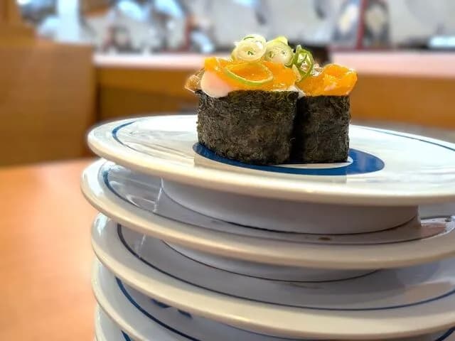 回転寿司で100皿食える？？？