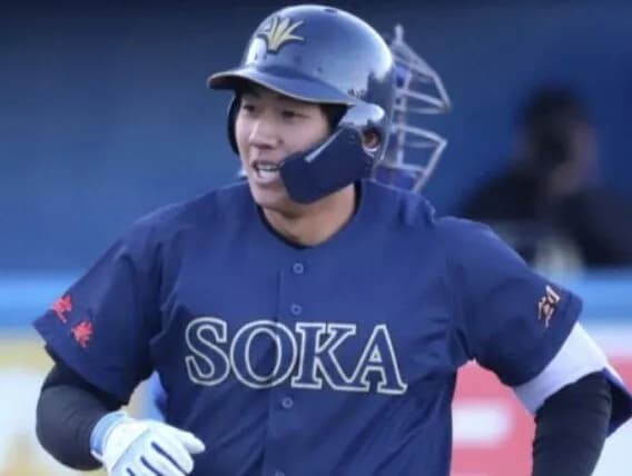 立石正広、背番号『9』か