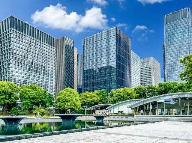 東京で手取り20万なのに一才貯金できないんやが