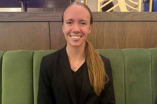 アメリカの美人JD、大谷のHRボールを691万円で売却