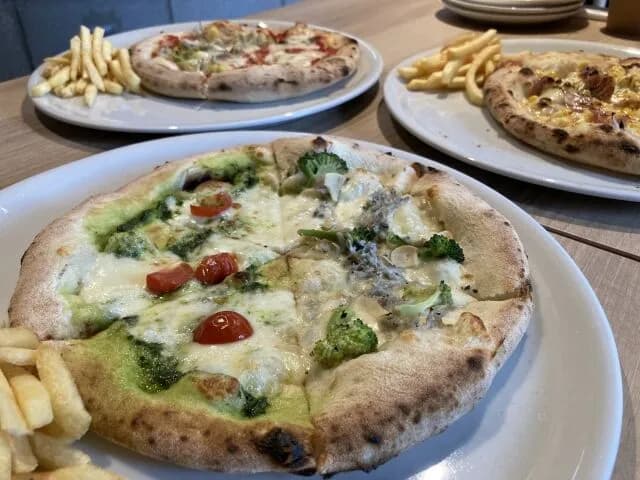 一昨日ピザM3枚、昨日牛丼並2杯、今日はどうしよう😥