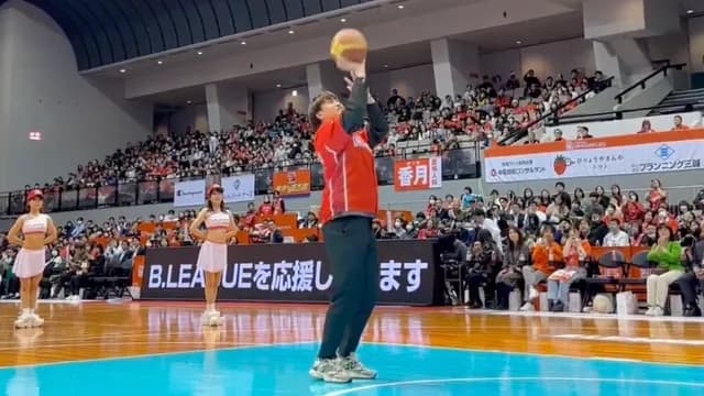 カープ小園がドラゴンフライズとコラボ！小園のバスケ姿が可愛いと話題にｗｗｗ