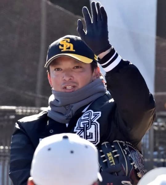 FA行使のSB東浜巨（35）「いろいろお話はいただいたがオファーはない」