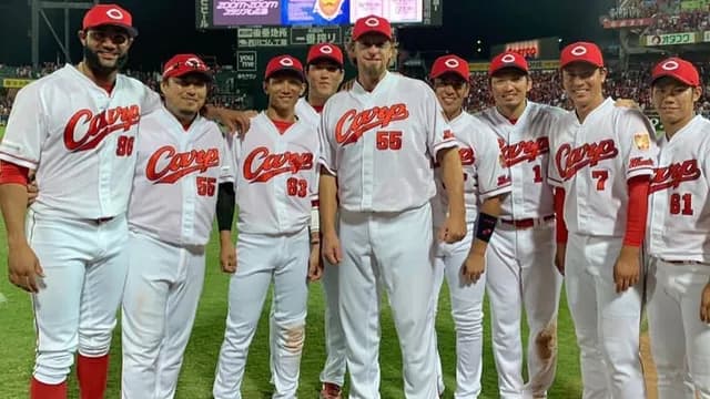 広島カープ『パンパン』の支配下…浮上した枠問題。助っ人はすでに3人、身動きとれぬオフ