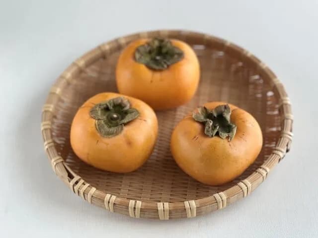 真面目な話さ、フルーツ界最弱って「柿」だよな