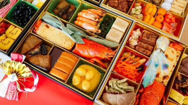 【悲報】おせち、所詮「情報を食ってる」だけの代物だった