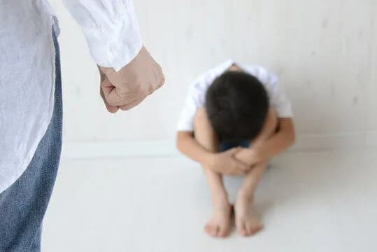 【画像】虐待で死亡した5歳、ノートに「おねがいゆるして」←胸が抉られる・・・・・