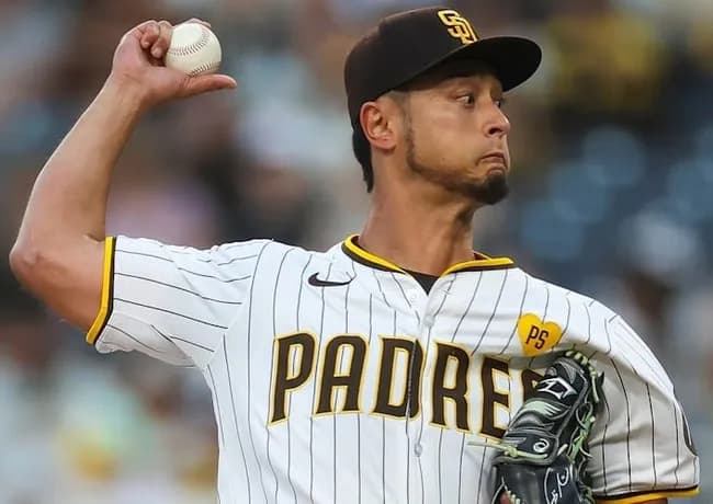 ダルビッシュ　MLB通算14年　115勝93敗　防御率3.65　WHIP1.14