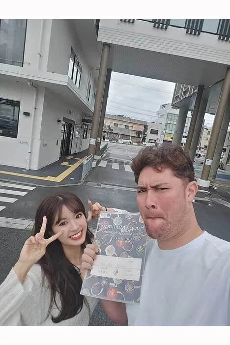 【悲報】巨人リチャードの婚姻届の証人WWWWWWWWWWWWWWWWWWWWWWWWWWWWWWWWWWWWWWWWWW