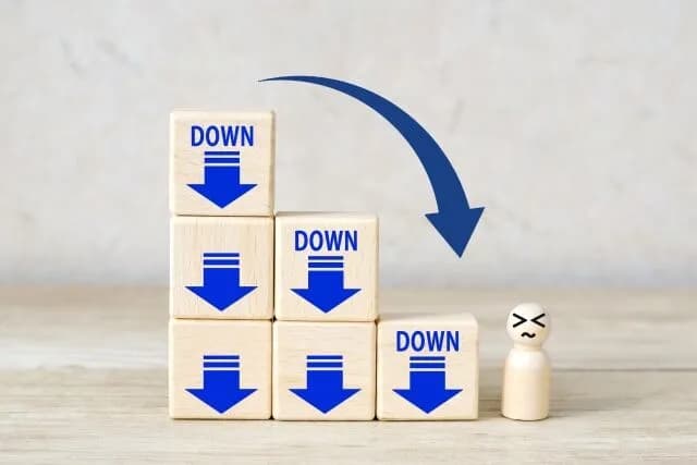 【悲報】今年の出生数が過去最低の66万これで十年連続減少中