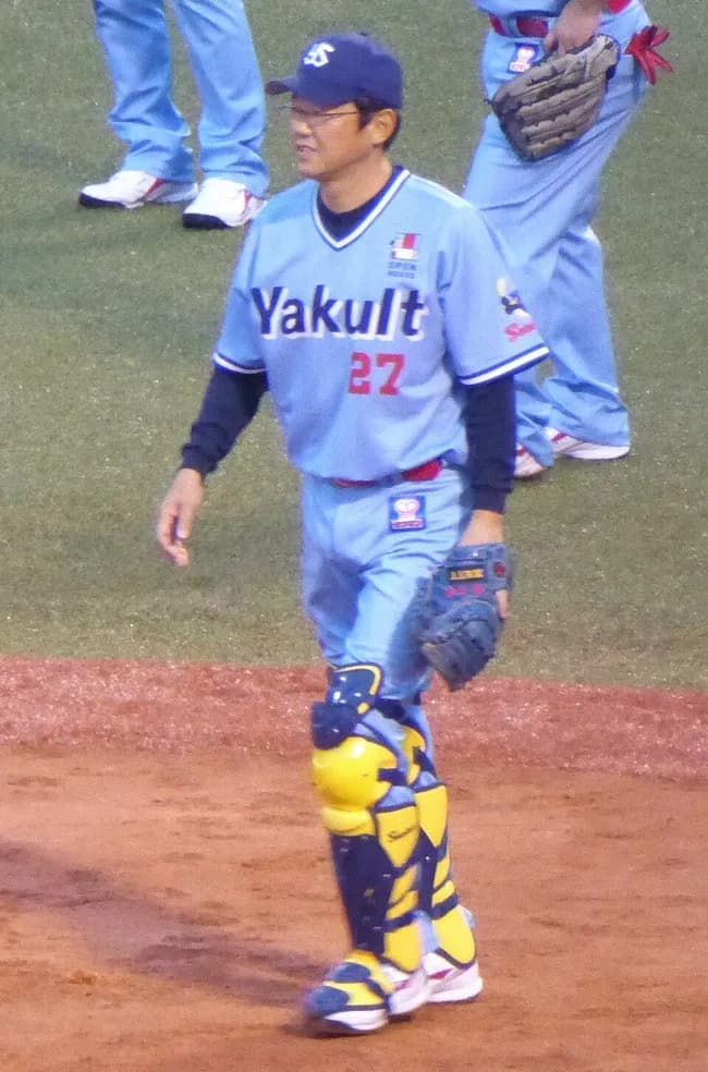 古田敦也「3年の8月から受験勉強を始め関西、立命館に合格しました」←こいつ