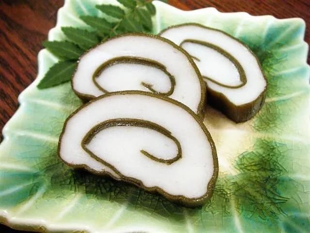 富山県民「え？かまぼこってこれが普通じゃないの？（久々に自分のターンが来たので満面の笑み）」