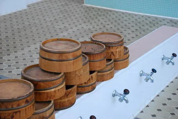 【謎】スパ銭湯で複数人で行動するのが嫌悪されてるらしい・・・