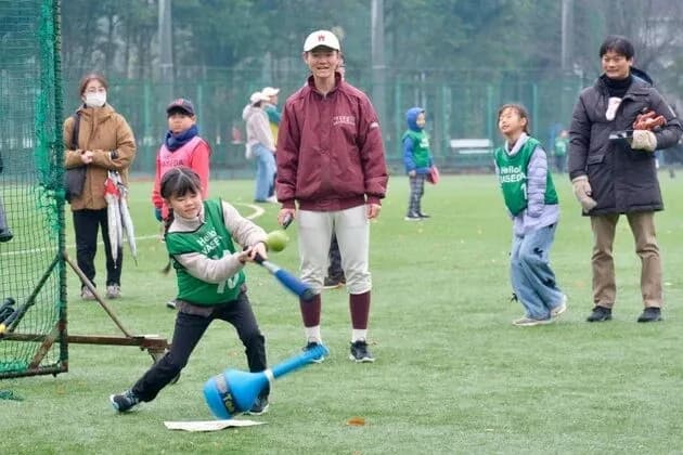 大学の球場を大きな“公園”として開放、社会課題解決へ。早稲田から東京六大学に展開される「あそび場」の価値