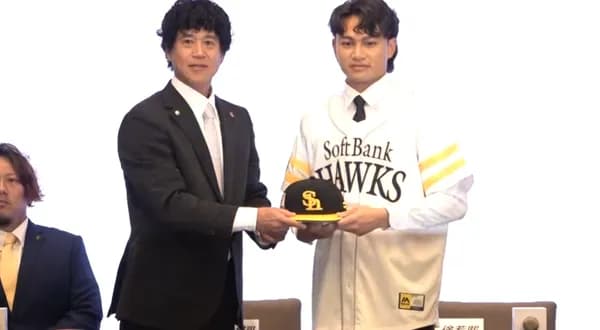 徐若熙 入団会見（台湾）　趣味は釣りとキャンプで城島CBOと意気投合