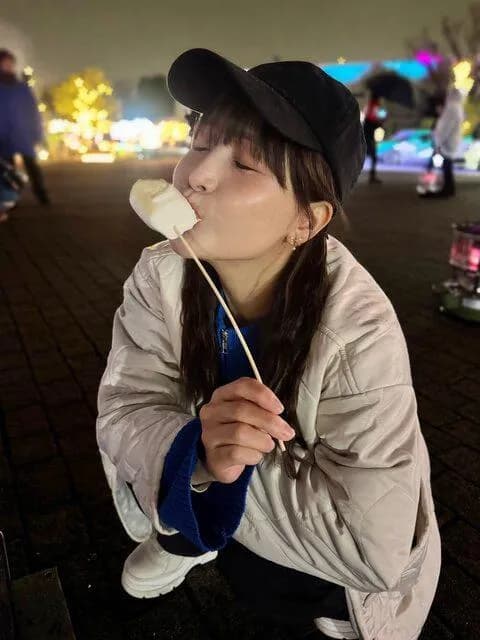 【画像】新田恵海さん(40)、マシュマロ食べる写真を一般公開ｗｗｗｗｗｗｗｗｗｗ