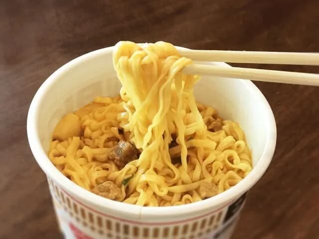 【悲報】カップラーメン3強、決まらない…