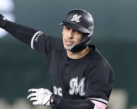 ロッテ・サブロー監督、ソトに来春オープン戦からフル回転指令「スロースターターは許されないよって」