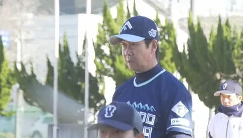 【野球】元阪神タイガース「八木裕さん」が野球少年たちを指導　学童野球人口は半減…「野球を続けてほしい」