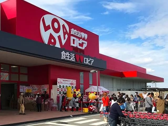 【画像】大晦日の「ロピア」、入場制限ｗｗｗｗｗｗｗｗｗｗｗｗｗｗ