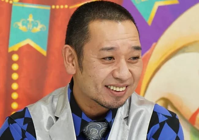 大悟「YouTuberはおもんない、パパになれなかったヤツらの集まりや」ワイ「パーマ大佐」大悟「！」