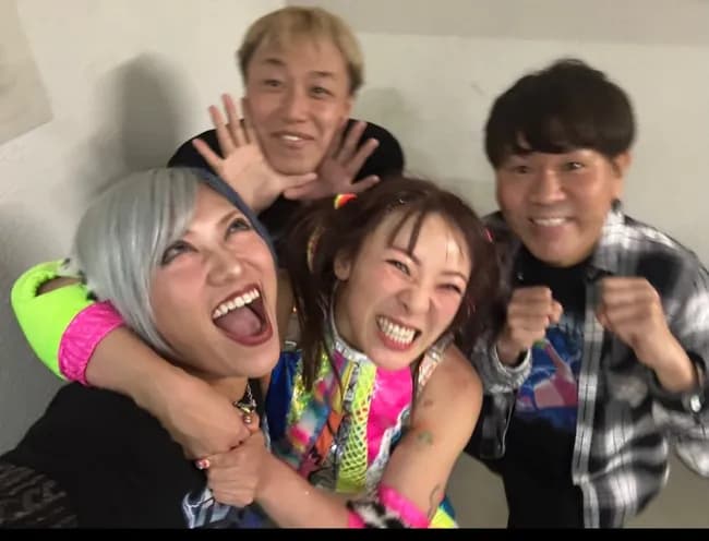 【画像】元フワちゃん、「仲間」に支えられ女子プロレスデビューｗｗｗ