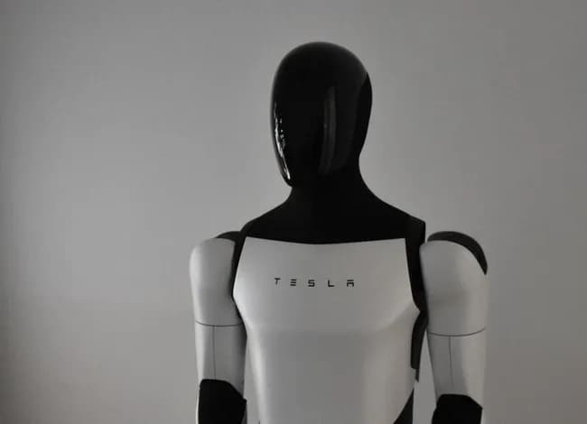 イーロン・マスク「人型ロボットを今年中に大量生産する」