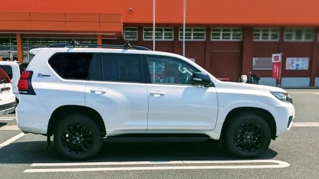 ランドクルーザー乗ってる奴減ったよな