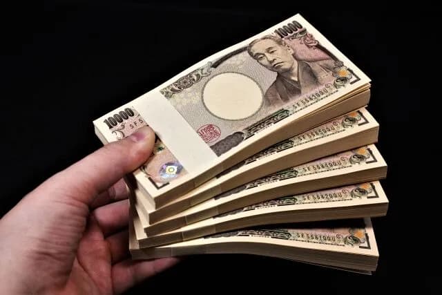 年収500万ってエグくね？