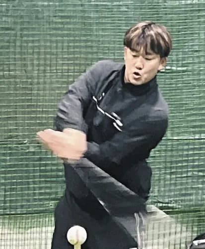 【朗報】広島・小園「契約はします」「今年もカープで頑張りたい」「ハンコは押します！」