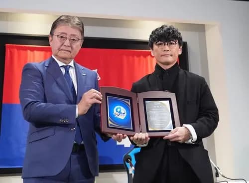 サカナクション山口一郎さん（終身チュニドラファン）、遂に一線を越える