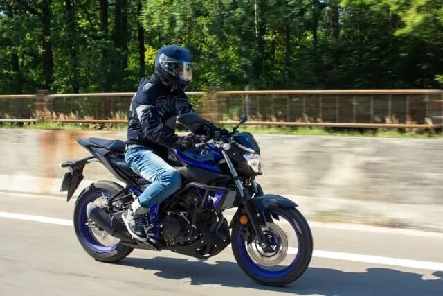 独身男性があまり金を使わずに休日1日潰す方法「バイク」しかない