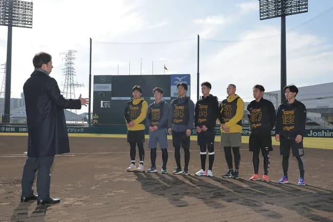 阪神藤川監督「やってるのに評価されないは無い。必ず見てる。大丈夫。愚痴ったり誰かのせいにするな」