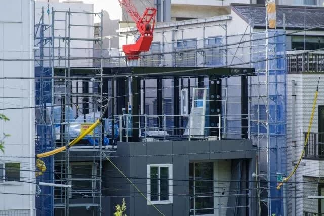 軽量鉄骨造の中古住宅を購入したワイ、冬寒く夏暑く咽び泣く