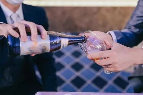 識者「日本人ってどうでもいいマナーには拘るくせに平気で人の悪口とか言うよね」