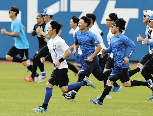 中日・井上監督、竜戦士に”根性貯金”させる！高知に続き沖縄キャンプでもハードなランメニュー
