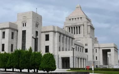 【悲報】高市「国旗損壊罪？そんな法律作りませんよ」←これ・・・・