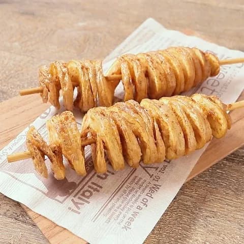 トルネードポテトとかいう屋台でしか見ない食べ物