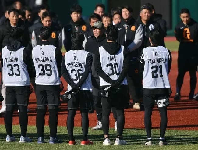 【巨人】阿部監督、ルーキーに「人としてしっかりしよう」と異例の訓示ｗｗｗｗｗｗｗｗｗ