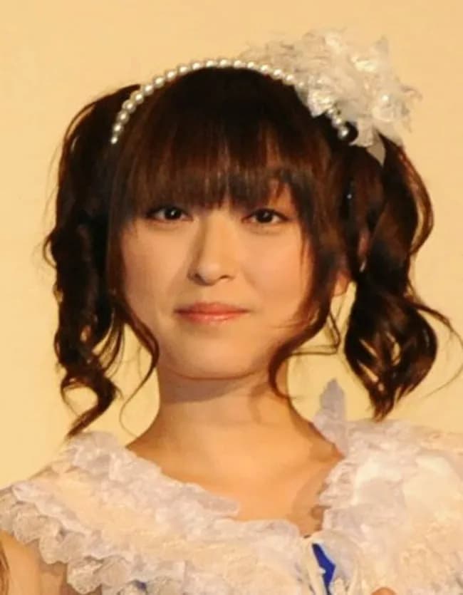 田村ゆかり（49）「学生時代からお付き合いしている方と結婚しました」←叩かれるやろか？